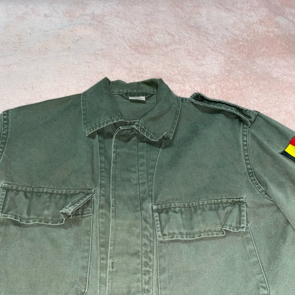 Belgian Army OD Field Shirt - Picture 7 of 9